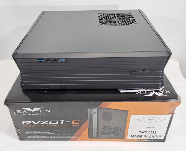 SilverStone Raven RVZ01-E Case (Open Box) Carousel 1