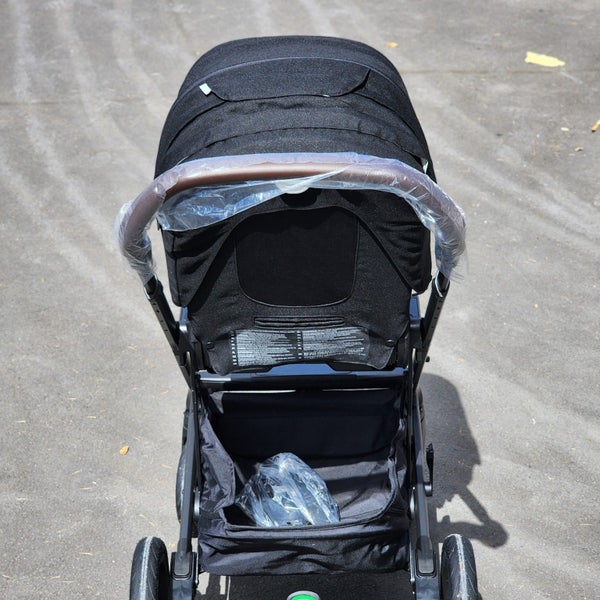 NUNA Mixx Next Stroller - Caviar with Chocolate handle Carousel 7