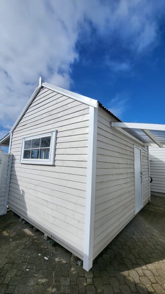 4.5mx3.5m insulated cabin/ sleepout / studio Carousel 2
