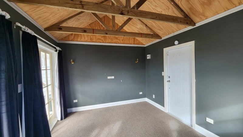 4.5mx3.5m insulated cabin/ sleepout / studio Carousel 4