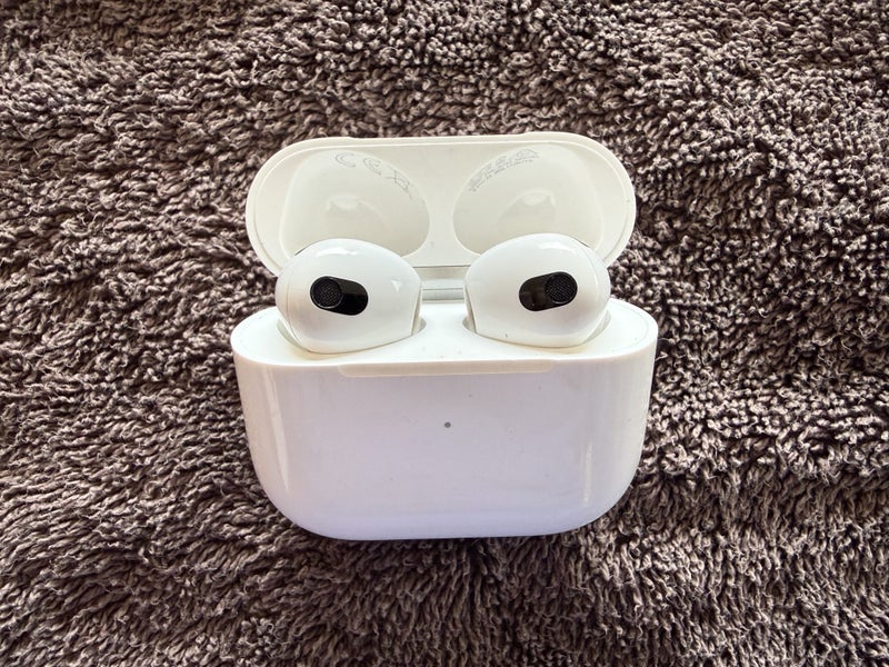 Air Pods Carousel 4