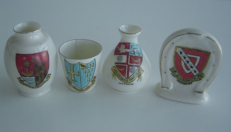 Miniature Crested Ware x 4 Arcadian China PICK ONE Carousel 1