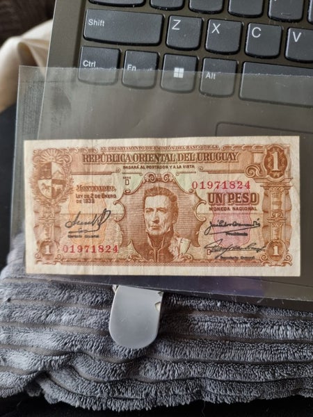 1939 Uruguay 1 Peso Bank note Carousel 1