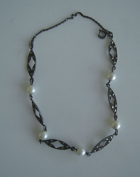 Antique Silver and Pearl Bracelet Carousel 1