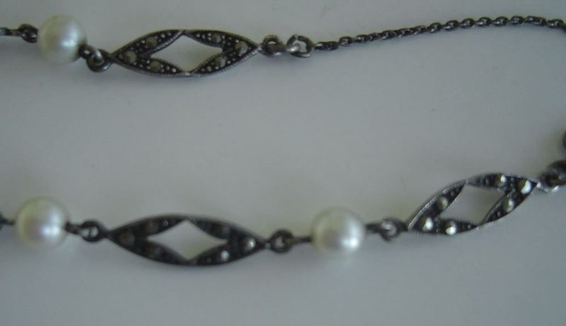 Antique Silver and Pearl Bracelet Carousel 2