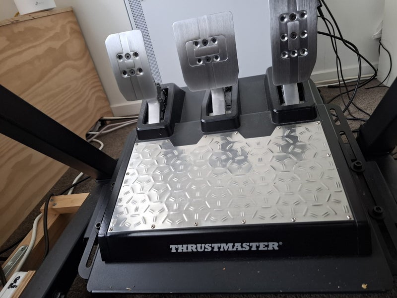 Car racing simulator rig64748798529155113