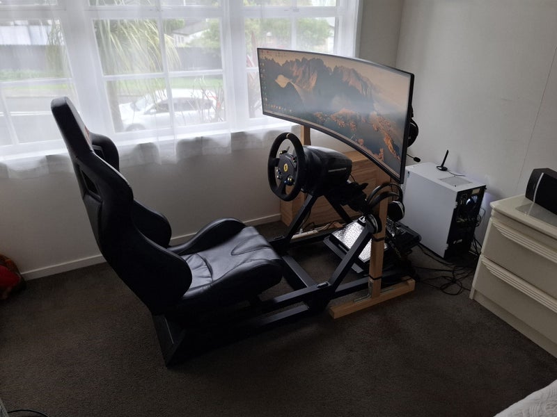 Car racing simulator rig Carousel 2