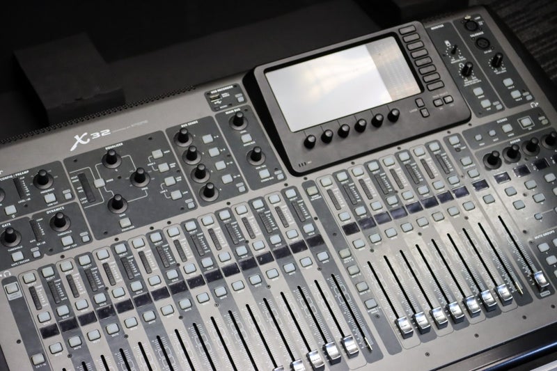 Behringer X32 Digital Mixer – 32 Channel Console, Serial#77282 Carousel 2