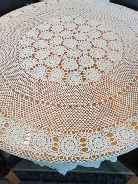 Lovely large white crochet tablecloth 173 cm across Carousel 2