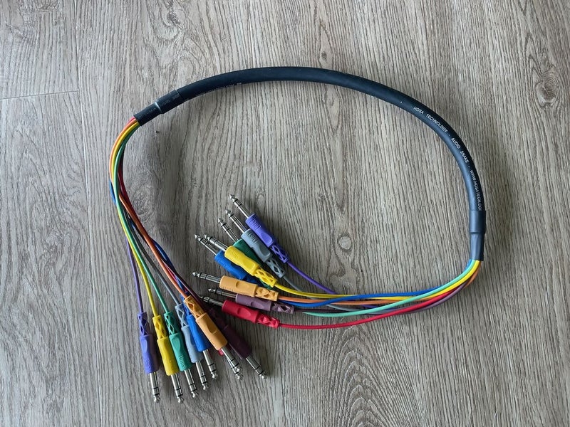 Hosa CSS-801 8-ch 1 m Balanced Snake Cable — Excellent Condition Carousel 1