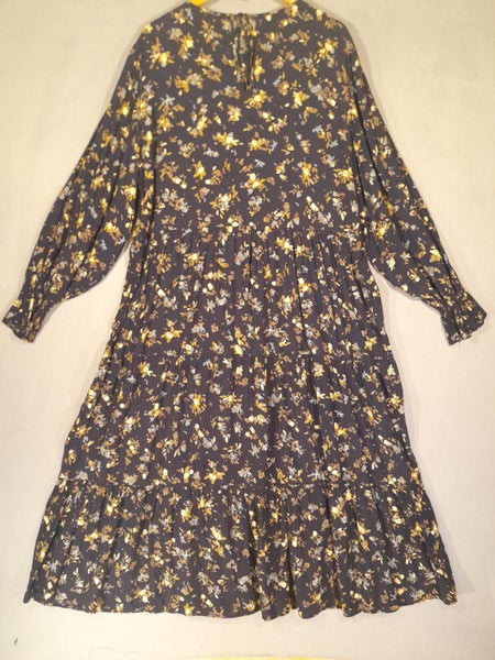 Max 100% Viscose Long Sleeved Tiered Maxi Dress Size XL Black Floral Print Carousel 7