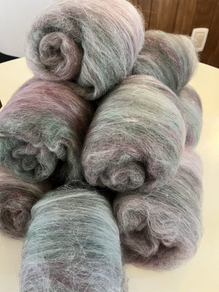 Spin Your Own Sweater Kit – Corriedale Wool Batts (600g) - Purple/Green Carousel 2