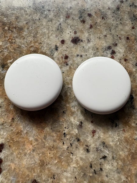 $1 Reserve Apple AirTag (x2) Carousel 2