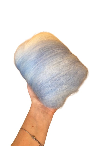 Sky’s The Limit Art Batt - Corriedale & Angelina - 50g Carousel 1