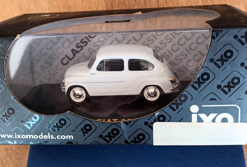 TWO RARE OLDTIMER MODELS, 1:43, MG ZB VARITONE (1956) and FIAT 600 (1950s) Carousel 2