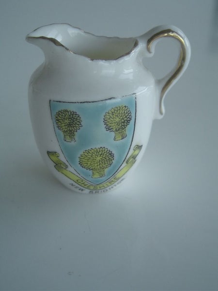 Miniature Crested Ware x 4 Various Makers PICK ONE Carousel 2