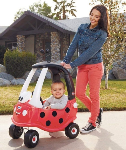 Little Tikes: Cozy Coupe - Ladybird Carousel 2