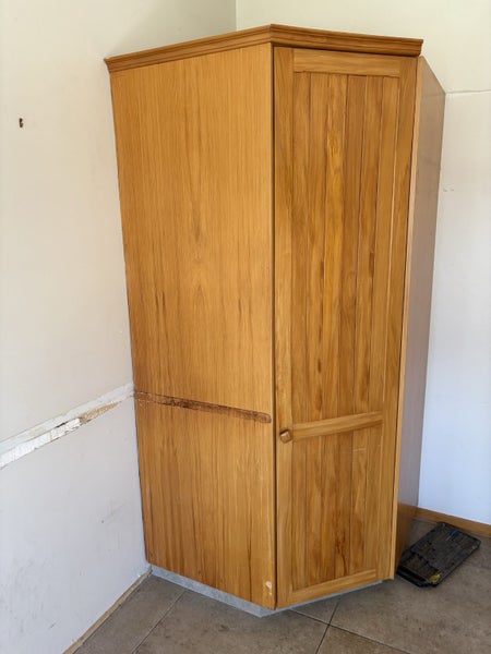 Kitchen corner pantry Carousel 4