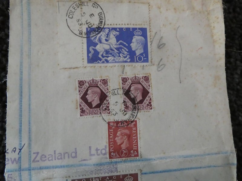 Block of Britain 1 pound stamps-$1res Carousel 3