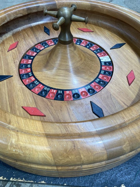 Roulette wheel solid rimu Carousel 1
