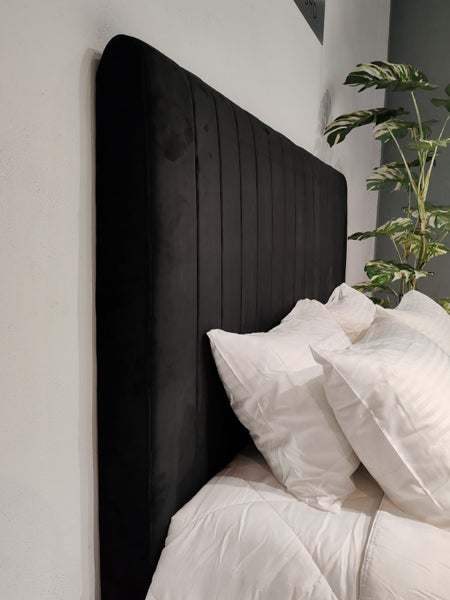 Helvia Queen Headboard - Black Velvet Carousel 2
