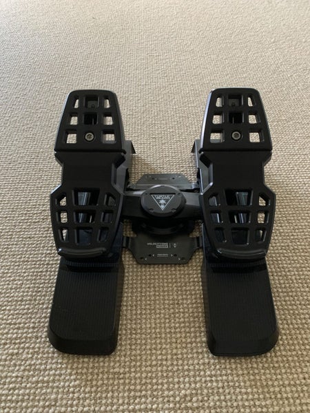 Turtle beach flight yoke rudder pedals included64569171061506112