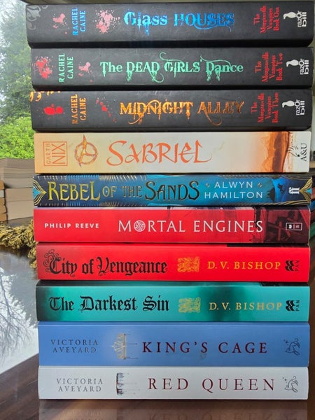 awesome bargin bulk books Carousel 1