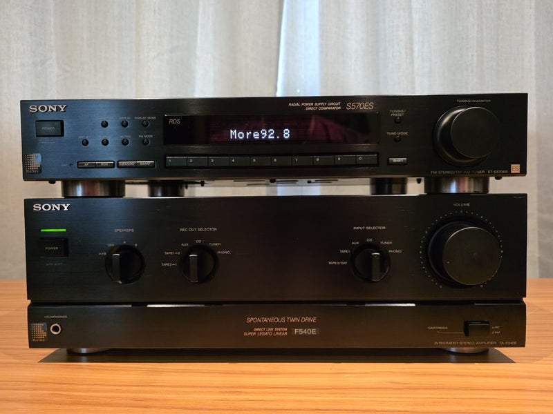 Sony S570ES Tuner & 540E amplifier Carousel 2