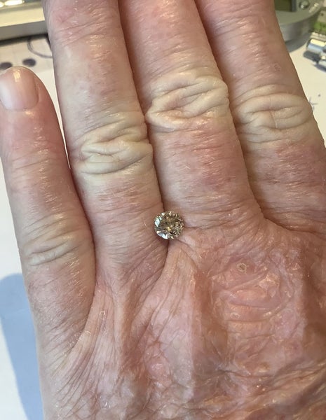 NATURAL 1.027 ct DIAMOND comes with certificate Carousel 2