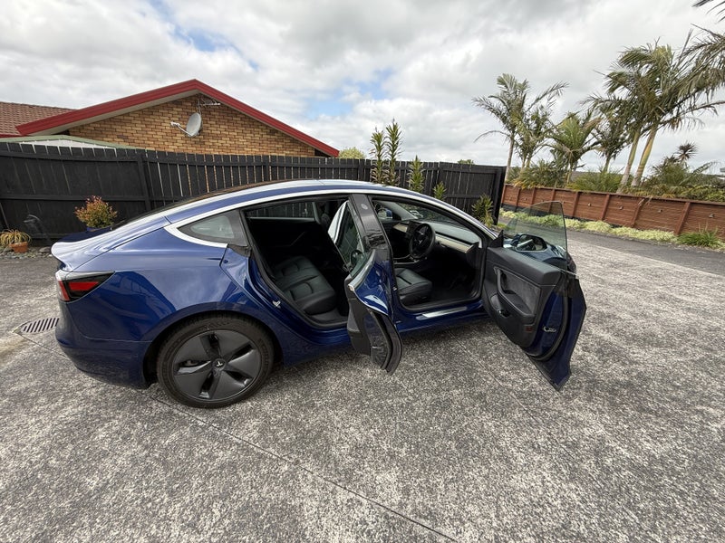 2019 Tesla Model 3 Performance64008035463938110