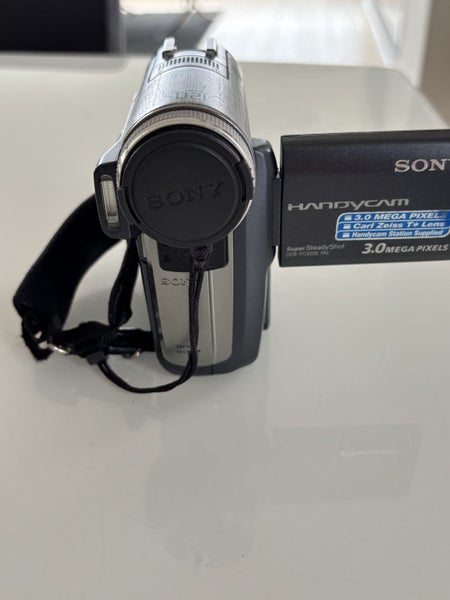 Sony Handy Cam 3.0 Megapixel Carousel 2