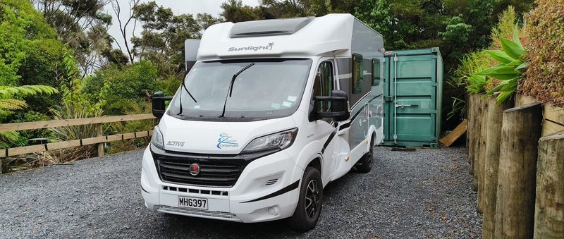 Sunlight T58 Automatic. 2019. Compact, Fixed bed64007695704321111