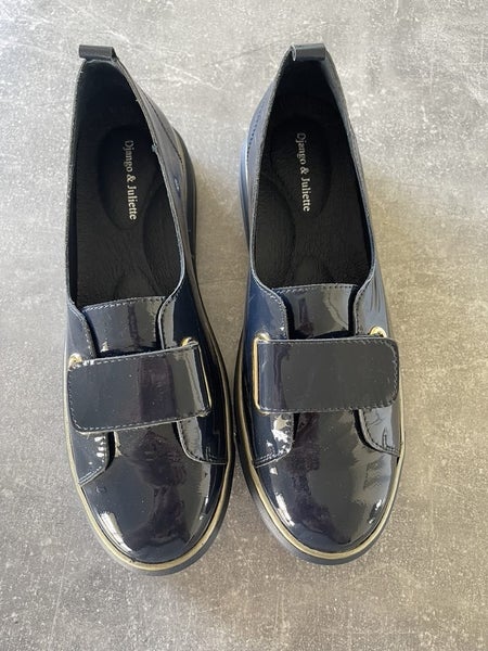 DJANGO AND JULIETTE NAVY FLAT SHOES 41 Carousel 1