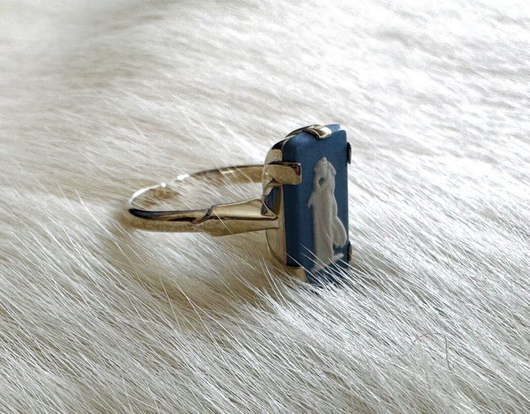 Wedgwood classic blue Jasperware ring Carousel 3