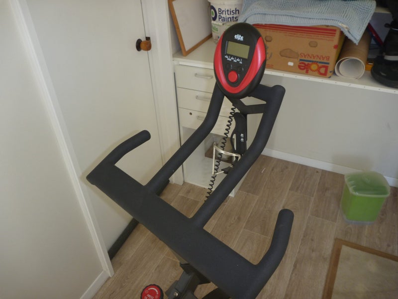 Elite Cobra 8 spin bike Carousel 3