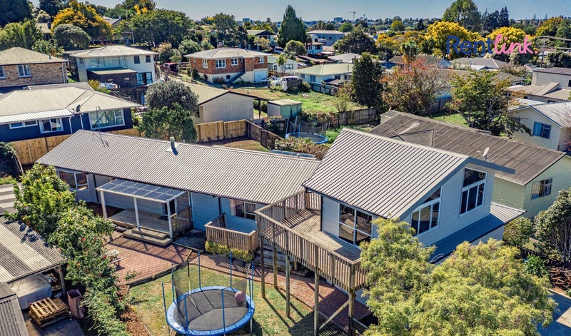 Image 1 of 28