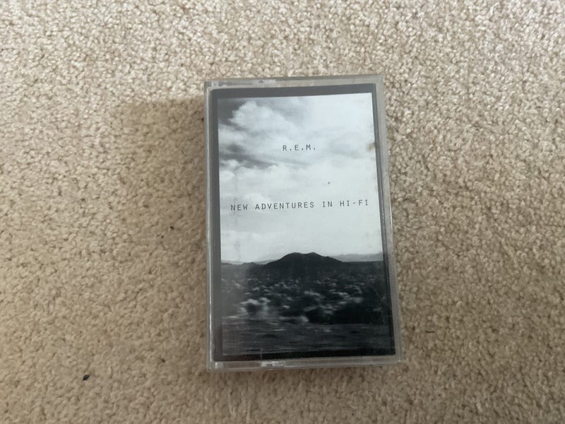 R.E.M - New Adventures In Hi-Fi Carousel 1