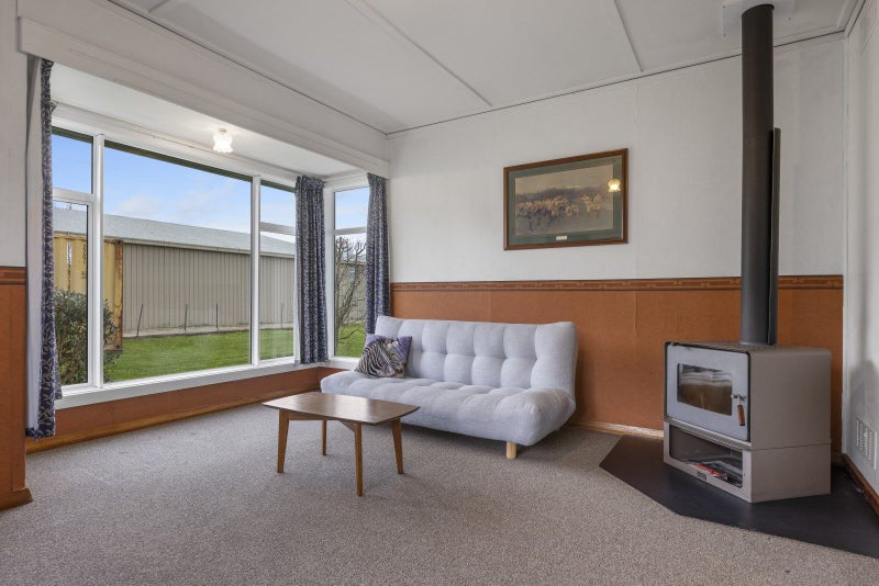 Welcome to your slice of Middlemarch paradise!64008635584770114