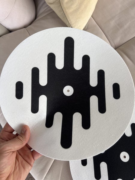 Official 12" Serato DJ Logo Slipmats ~ White on Black (Pair) Carousel 2