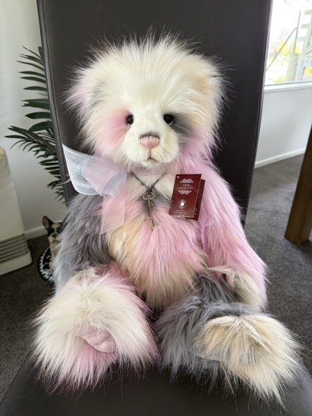 CHARLIEBEARS - BABY SISTER - Amazing As New Condition! Carousel 1