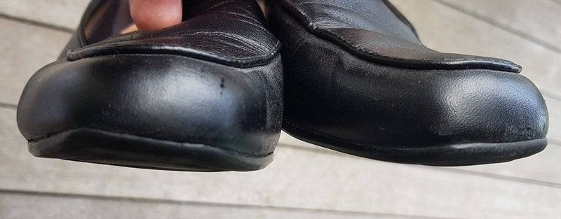 Clarks Artisan Comfortable Black Leather Loafers - Size 42 = 10.5 - Narrower Fit Carousel 7