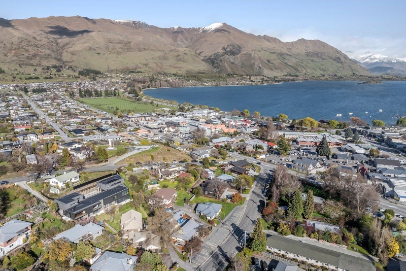 Image 1 of 24