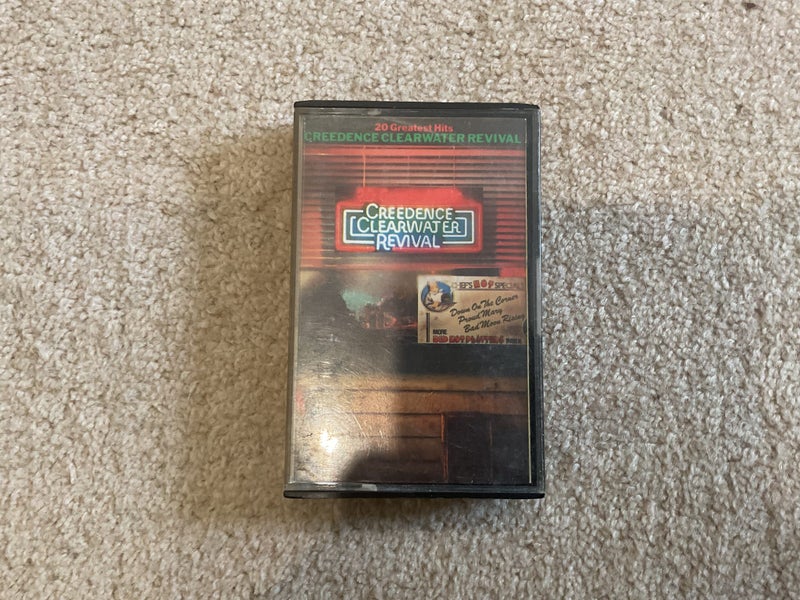 Creedence Clearwater Revival - 20 Greatest Hits Carousel 1