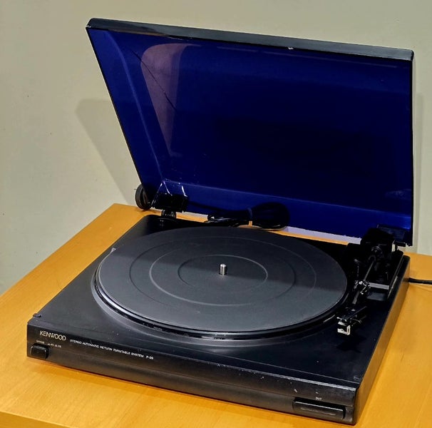 Kenwood P-29 Belt Drive Turntable – Made in Korea Carousel 1