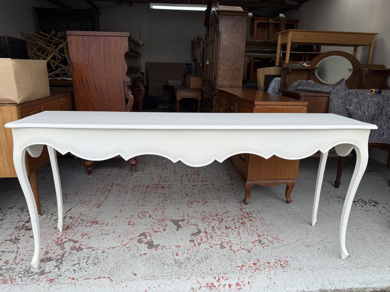 A Quality Extra Long French Provincial Style Console Table Carousel 1