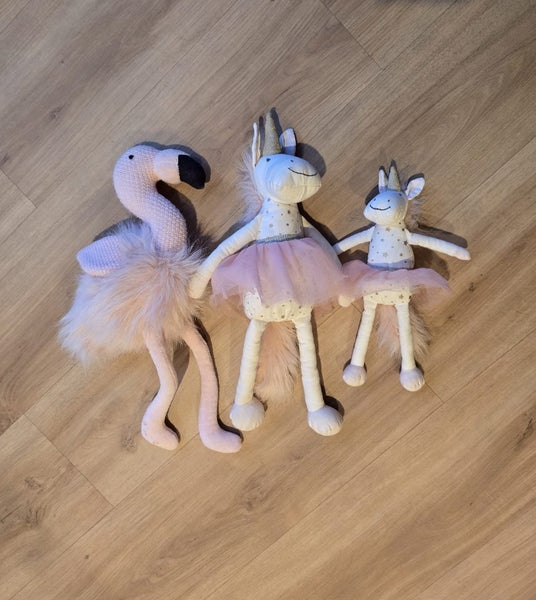 citta design flamingo and 2x lily and george unicorns teddy's Carousel 1