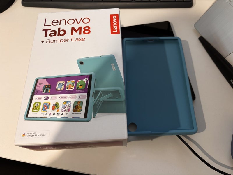 Lenovo Tab M8 8in (4th Gen) 32GB Carousel 1