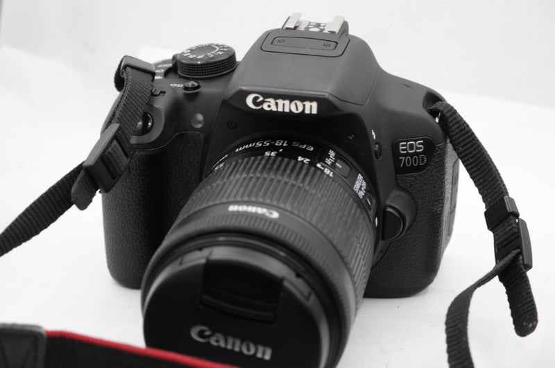 $1 Reserve Canon EOS 700D camera body + Canon EFs 18-55mm f3.5-5.6 IS STM lens64010589235202110
