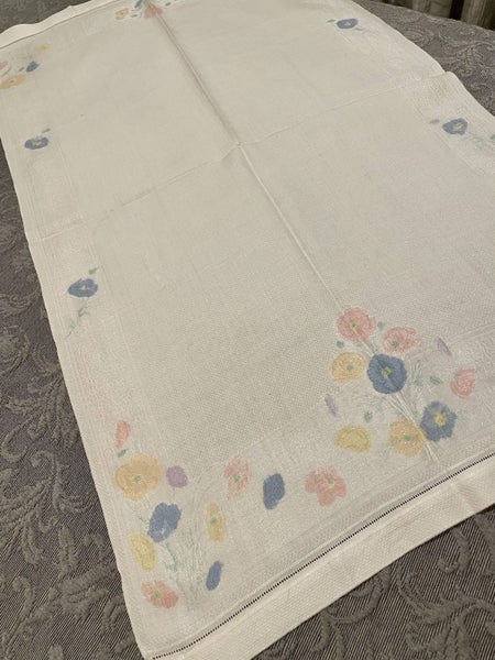 A fabulous larger vintage Huckaback Linen Towel with coloured Flowers Carousel 5