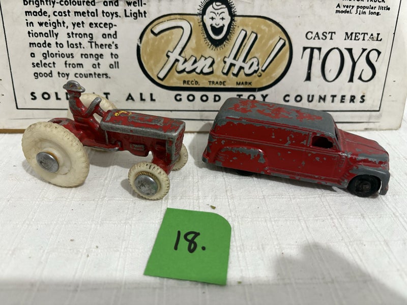 ** Fun-Ho Tractor & wagon ** Carousel 2